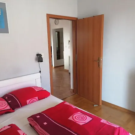 Apartman Ella Apartment *
